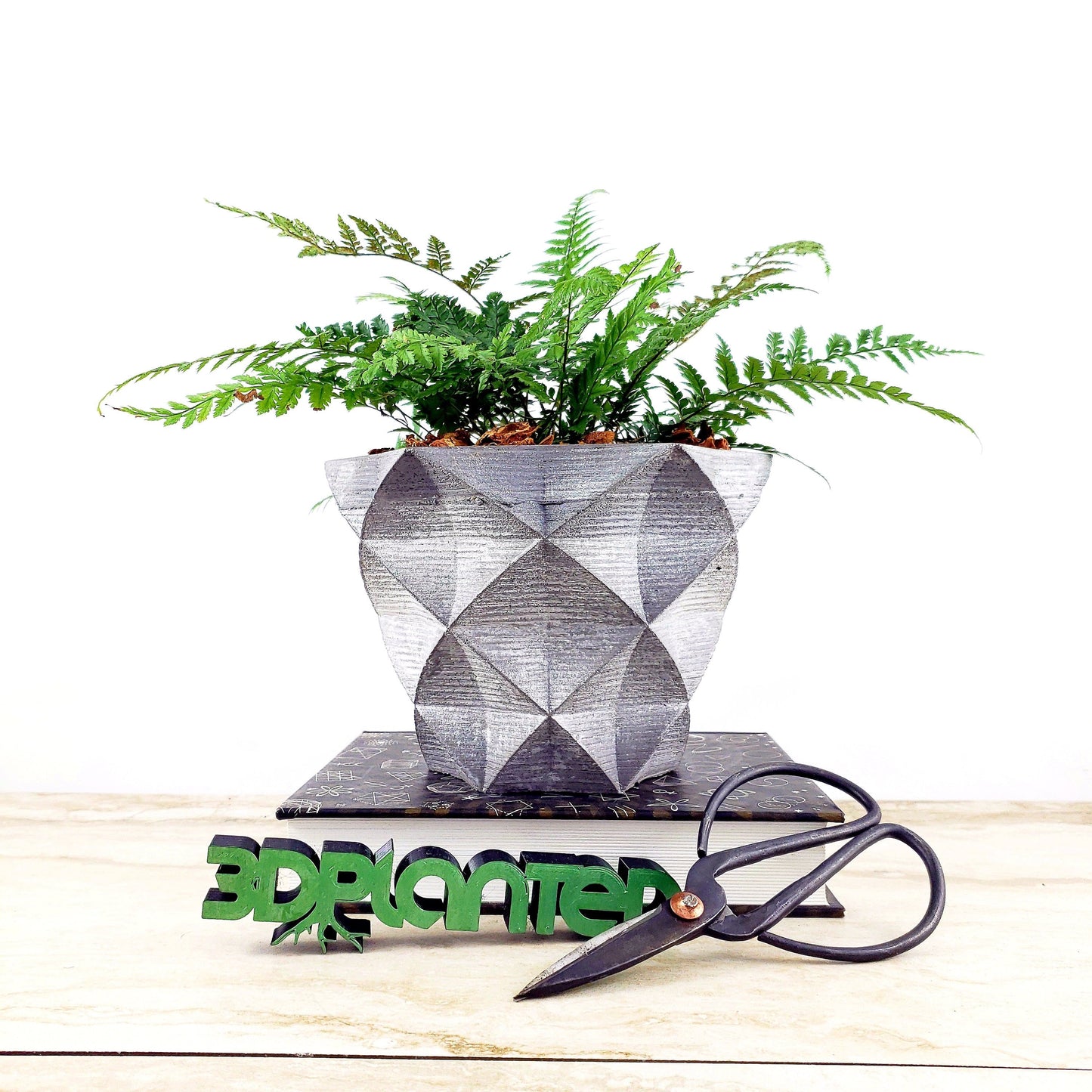 Concrete Planter Star Geometric - Indoor/Outdoor Plant Pot