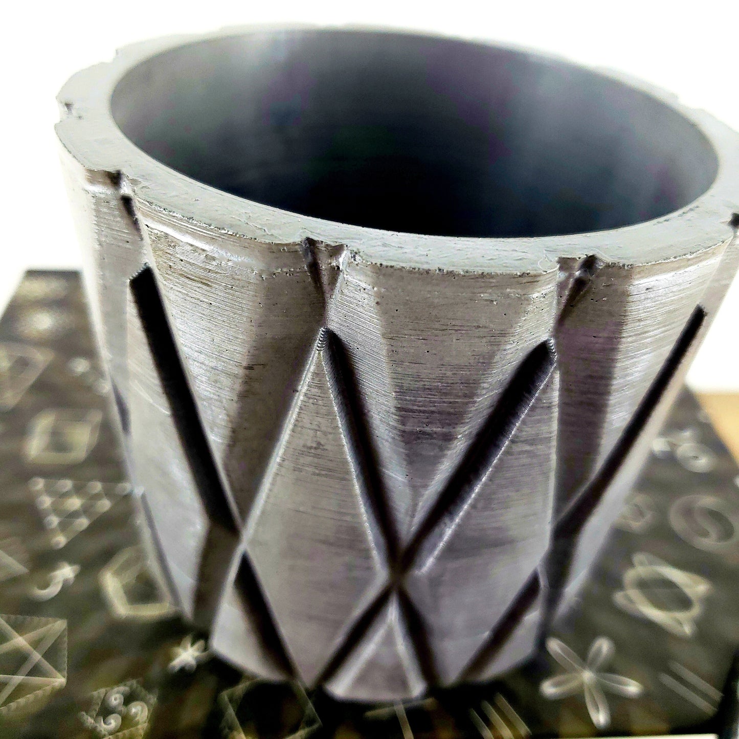 Concrete Planter Lattice Small Geometric - Indoor/Outdoor Plant Pot