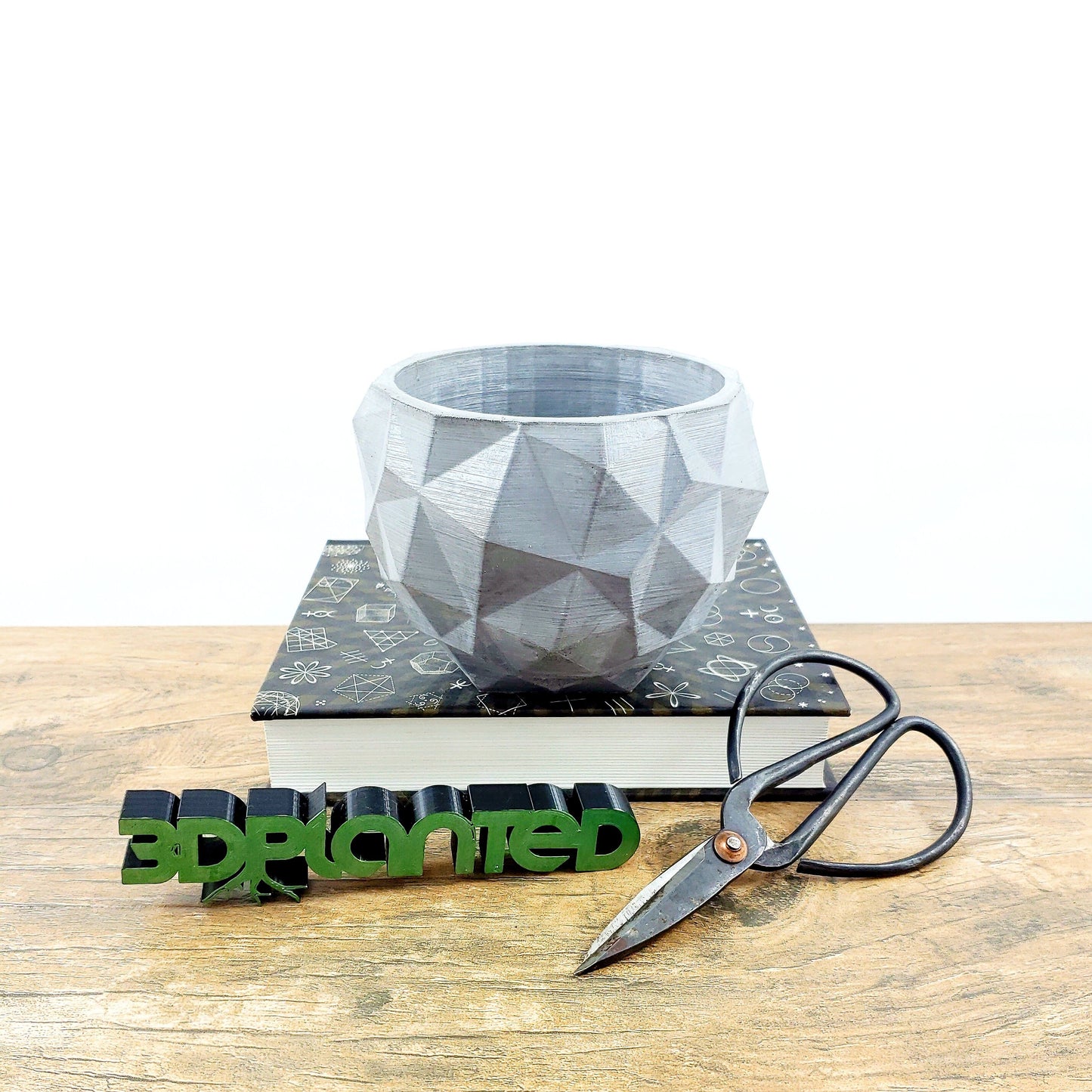 Concrete Planter Triangles Small Geometric - Indoor/Outdoor Plant Pot