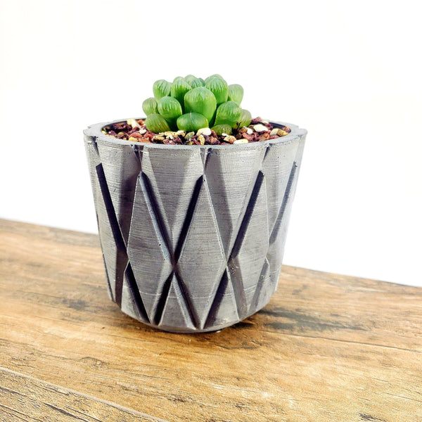 Concrete Planter Lattice Small Geometric - Indoor/Outdoor Plant Pot